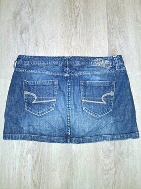 Vintage Y2k American Eagle Jean Mini Skirt Size 8 Distressed Denim Short Skirt